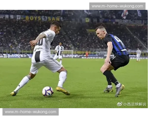 朗斯4-4-2阵型攻守均衡 双前锋回撤接应丰富进攻层次